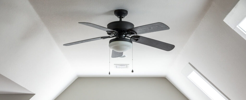 Static ceiling fan